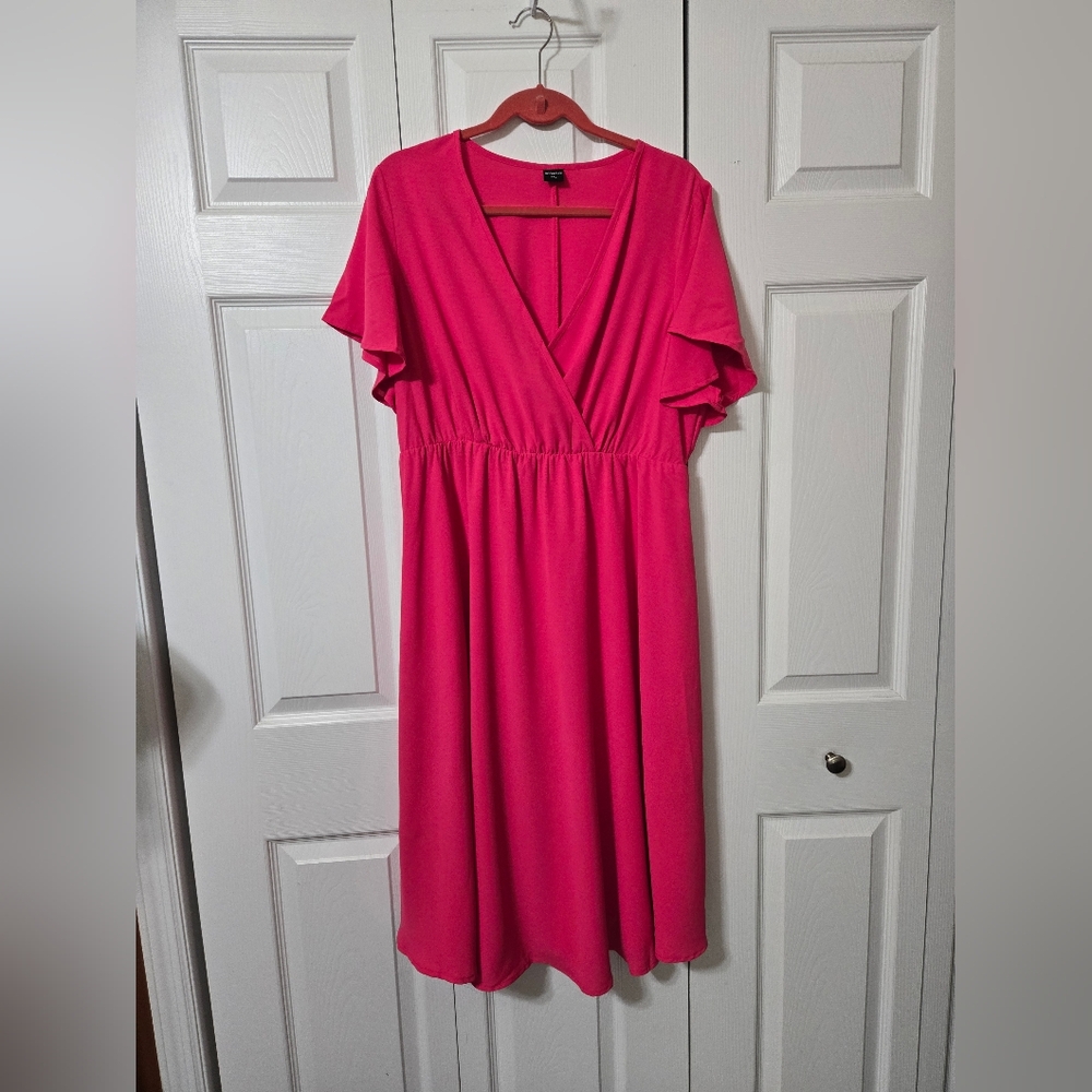 Scomchic Pink Maxi V Neck Dress, Size 1XL, NWOT